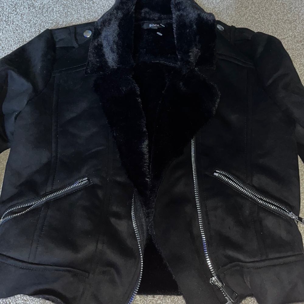 Blāshe black fur jacket
